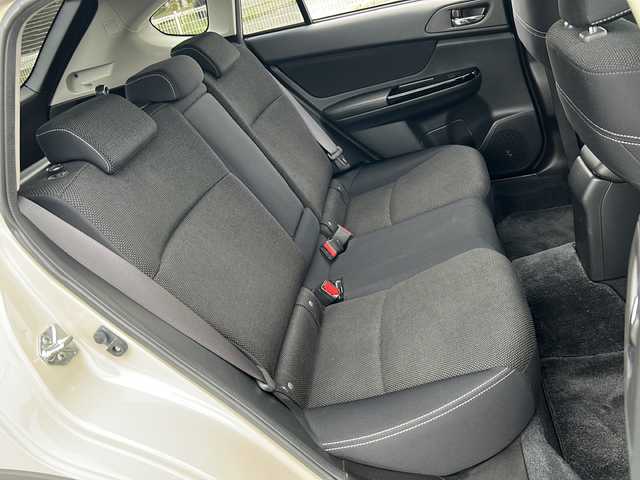 スバル インプレッサ ＸＶ 2．0i－L アイサイト 富山県 2013(平25)年 6万km デザートカーキ 禁煙／４WD/衝突軽減ブレーキ／レーンアシスト／レーダークルーズコントロール／社外ナビ／ＴＶ／バックカメラ／ＥＴＣ／シートヒーター/アイドリングストップ/ルーフレール