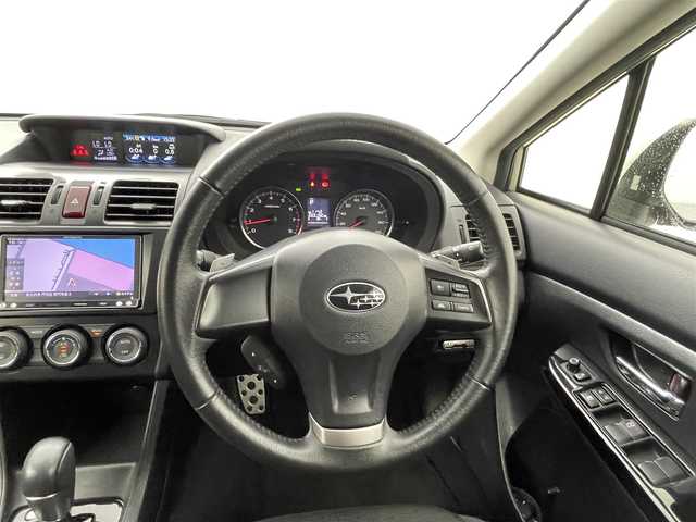 スバル インプレッサ ＸＶ 2．0i－L アイサイト 熊本県 2013(平25)年 6万km デザートカーキ 禁煙車/４WD/衝突軽減ブレーキ/レーンアシスト/レーダークルーズコントロー/社外ナビAVIC-MRZ009（CD・DVD・フルセグ・BT・SD）/ＥＴＣ/アイドリングストップ/ルーフレール/横滑り防止/アイドリングストップ/パドルシフト/純正フロアマット/純正１７インチAW/ライトリベライザー/オートライト/LEDヘッドライト/スマートキー/プッシュスタート