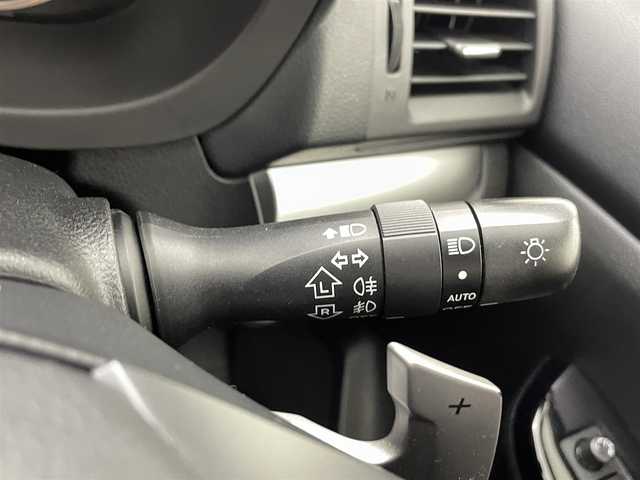 スバル インプレッサ ＸＶ 2．0i－L アイサイト 熊本県 2013(平25)年 6万km デザートカーキ 禁煙車/４WD/衝突軽減ブレーキ/レーンアシスト/レーダークルーズコントロー/社外ナビAVIC-MRZ009（CD・DVD・フルセグ・BT・SD）/ＥＴＣ/アイドリングストップ/ルーフレール/横滑り防止/アイドリングストップ/パドルシフト/純正フロアマット/純正１７インチAW/ライトリベライザー/オートライト/LEDヘッドライト/スマートキー/プッシュスタート