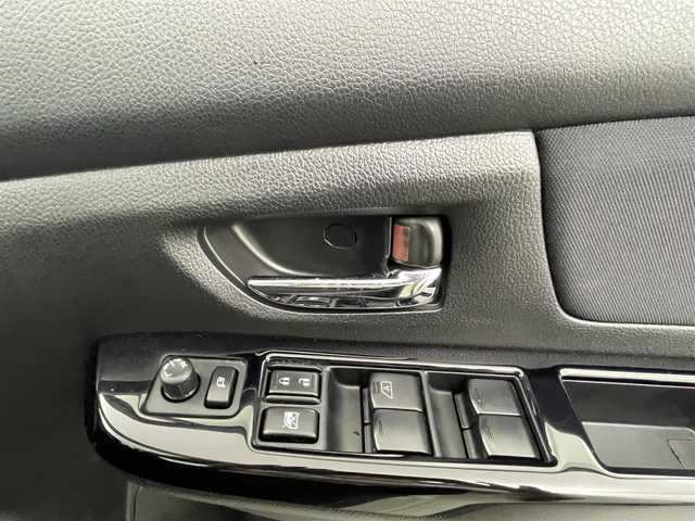 スバル インプレッサ ＸＶ 2．0i－L アイサイト 熊本県 2013(平25)年 6万km デザートカーキ 禁煙車/４WD/衝突軽減ブレーキ/レーンアシスト/レーダークルーズコントロー/社外ナビAVIC-MRZ009（CD・DVD・フルセグ・BT・SD）/ＥＴＣ/アイドリングストップ/ルーフレール/横滑り防止/アイドリングストップ/パドルシフト/純正フロアマット/純正１７インチAW/ライトリベライザー/オートライト/LEDヘッドライト/スマートキー/プッシュスタート