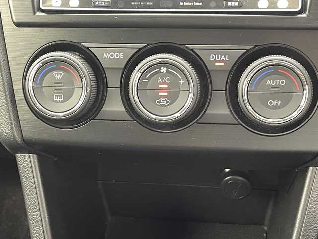 スバル インプレッサ ＸＶ 2．0i－L アイサイト 熊本県 2013(平25)年 6万km デザートカーキ 禁煙車/４WD/衝突軽減ブレーキ/レーンアシスト/レーダークルーズコントロー/社外ナビAVIC-MRZ009（CD・DVD・フルセグ・BT・SD）/ＥＴＣ/アイドリングストップ/ルーフレール/横滑り防止/アイドリングストップ/パドルシフト/純正フロアマット/純正１７インチAW/ライトリベライザー/オートライト/LEDヘッドライト/スマートキー/プッシュスタート