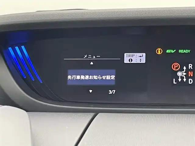 ホンダ フリード ハイブリット G ブラックスタイル 福岡県 2022(令4)年 3.2万km プラチナホワイトパール 純正ナビ　/バックカメラ　/ＥＴＣ　/前後ドラレコ　/ホンダセンシング　/アダプティブクルコン　/衝突被害軽減ブレーキ　/レーンキープ　/先行車発進お知らせ　/両側電動スライドドア　/シートヒーター　/純正１５インチＡＷ
