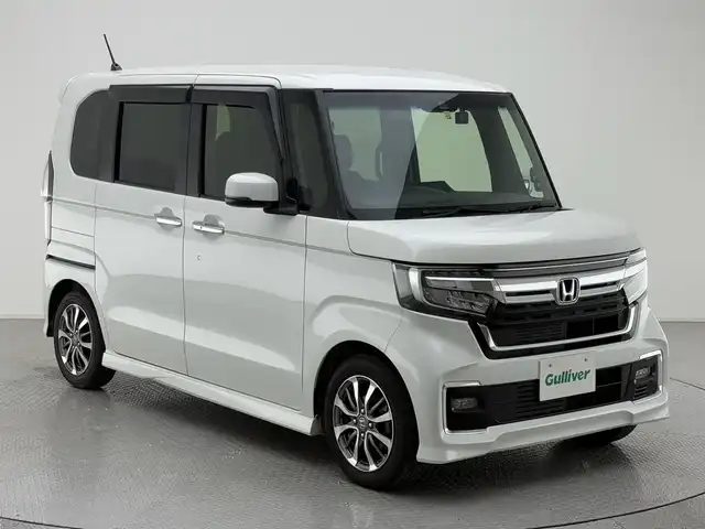 ホンダ Ｎ ＢＯＸ カスタム L 兵庫県 2022(令4)年 9.6万km プラチナホワイトパール 社外メモリナビ/（CD/DVD/SD/Bluetooth/フルセグTV）/・MDV-D709BT/バックカメラ/アダクティブクルーズコントロール/LKA/プリクラッシュセーフティー/クリアランスソナー/横滑り防止装置/盗難防止装置/カーテンエアバッグ/両側パワースライドドア/シートヒーター（D/N席）/両側パワースライドドア/LEDヘッドライト/LEDフォグランプ/オートライト/ヘッドライトレベライザー/ETC/ドライブレコーダー（前後）/純正14インチアルミホイール/社外フロアマット/スマートキー/スペアー1本/ベンチシート