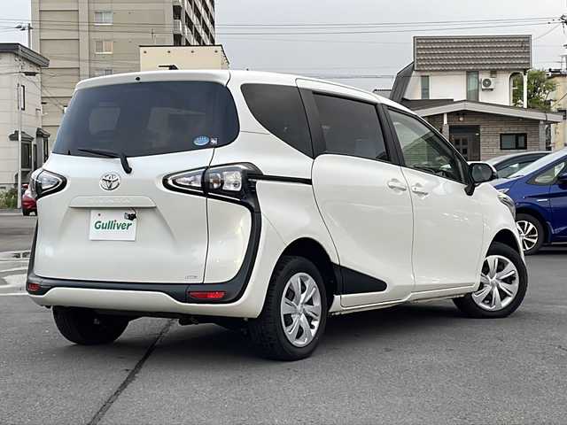 トヨタ シエンタ G 道北・旭川 2019(平31)年 6.7万km ホワイトパールクリスタルシャイン 4WD/社外メモリーナビ(CD/BT)/バックカメラ/両側パワースライドドア/トヨタセーフティセンス/レーンディパーチャーアラート/プリクラッシュセーフティ/ロードサインアシスト/LEDオートヘッドライト/ETC/ドライブレコーダー/禁煙車/ウィンカーミラー/スマートキー/保証書・取説