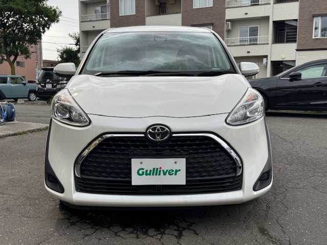トヨタ シエンタ G 道東・釧路十勝 2019(平31)年 6.7万km ホワイトパールクリスタルシャイン 4WD/社外メモリーナビ(CD/BT)/バックカメラ/両側パワースライドドア/トヨタセーフティセンス/レーンディパーチャーアラート/プリクラッシュセーフティ/ロードサインアシスト/LEDオートヘッドライト/ETC/ドライブレコーダー/禁煙車/ウィンカーミラー/スマートキー/保証書・取説