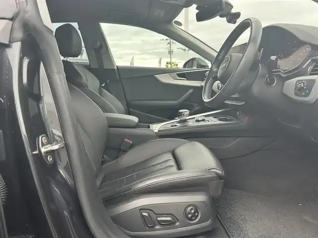 アウディ Ａ５ SB 40TFSIスポーツ 滋賀県 2019(令1)年 5万km マンハッタングレーメタリック アシスタンスP/ラグジュアリーP/マトリクスLEDヘッドライト/レザーシート/シートヒーター/360°カメラ/純正ナビ/TV/CD/DVD/BT/USB/AUX/ACC/LKA/BSM/ドラレコ/純正18インチAW