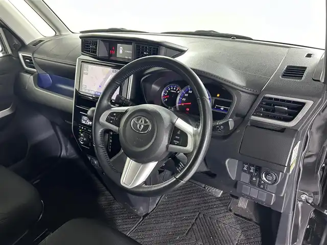 トヨタ ルーミー カスタムG S 佐賀県 2018(平30)年 7.4万km ブラックマイカメタリック 純正9インチナビ/フルセグTV/Bluetooth/CD/DVD/バックカメラ/両側パワースライドドア/ビルトインETC/前方・後方ドライブレコーダー/クルーズコントロール/衝突被害軽減ブレーキ/レーンキープアシスト/コーナーセンサー/シートヒーター/純正フロアマット/純正14インチアルミホイール/純正ドアバイザー/スペアキー1本
