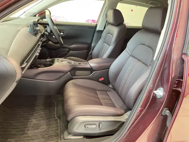 ホンダ ＺＲ－Ｖ ハイブリッド e:HEV Z 埼玉県 2024(令6)年 0.4万km ワイン ホンダセンシング /BOSEサウンド /純正メモリナビ /　　BT/フルセグ/Apple Carplay/全方位カメラ /パワーバックドア /オートクルーズコントロール /LED /革シート /メモリーシート /シートヒーター /純正18インチアルミホイール/ブラインドスポットモニター/ワイヤレス充電/ステアリングヒーター/パドルシフト/電子パーキング/純正ETC2.0