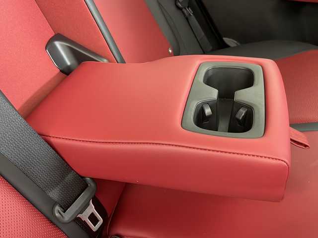 レクサス ＮＸ 350 Fスポーツ 道央・札幌 2022(令4)年 3.7万km ホワイトノーヴァガラスフレーク ・ワンオーナー/・TRDエアロキッド/・Fスポーツ専用本革シート/・20インチFスポーツアルミ/・Fスポーツ用本革ステアリング(パドルシフト付）/・Fスポーツ用アルミ製スポーツペダル/・Fスポーツ用スカッフプレート/・Fスポーツ用本革シフトノブ/・レクサスオレンジキャリパー/・パノラマサンルーフ/・デジタルインナーミラー/・パワーバックドア/・レーンディパーチャーアラート/・安心降車アシスト/・パーキングサポートブレーキ/・プロアクティブドライビングアシスト/・ロードサインアシスト/・ブラインドスポットモニター/・クリアランスソナー/・リアクロストラフィックアラート