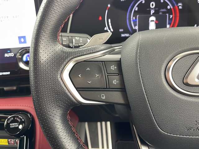 レクサス ＮＸ 350 Fスポーツ 道央・札幌 2022(令4)年 3.7万km ホワイトノーヴァガラスフレーク ・ワンオーナー/・TRDエアロキッド/・Fスポーツ専用本革シート/・20インチFスポーツアルミ/・Fスポーツ用本革ステアリング(パドルシフト付）/・Fスポーツ用アルミ製スポーツペダル/・Fスポーツ用スカッフプレート/・Fスポーツ用本革シフトノブ/・レクサスオレンジキャリパー/・パノラマサンルーフ/・デジタルインナーミラー/・パワーバックドア/・レーンディパーチャーアラート/・安心降車アシスト/・パーキングサポートブレーキ/・プロアクティブドライビングアシスト/・ロードサインアシスト/・ブラインドスポットモニター/・クリアランスソナー/・リアクロストラフィックアラート