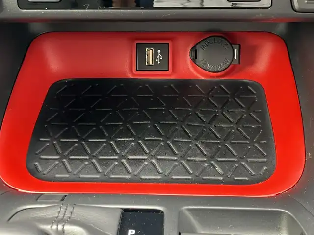 トヨタ ＲＡＶ４ HV アドベンチャー オフロードPKGⅡ 道南・函館 2024(令6)年 1.2万km アティチュードブラックマイカ ・ワンオーナー車/・寒冷地仕様/・Toyota Safety Sense//PCS//BSM//LTA//ACC/・純正ディスプレイオーディオ/・フルセグTV/・パノラマビューモニター/・ETC2.0/・ドライブレコーダー搭載デジタルミラー/・100V充電/・パワーバックドア/・ランニングボード/・運転席メモリー付パワーシート/・前席エアーシート/・ステアリングヒーター/・フロントワイパーデアイサー/・パドルシフト/・BBS18インチホイール/・社外サスペンション/・純正LEDヘッドライト/・フロントフォグランプ/・オートマチックハイビーム/・オートライト/・スマートキー/・エンジンプッシュスタート/・新車時保証書/・取扱説明書/・スペアキー有