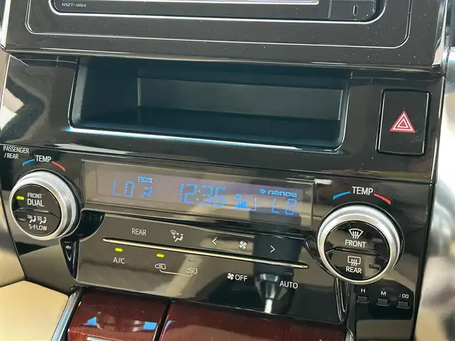 トヨタ ヴェルファイア ハイブリット X 岩手県 2016(平28)年 3.3万km シルバーマイカM 純正ナビ　Ｂｌｕｅｔｏｏｔｈ再生　ＥＴＣ　バックＣ　クルコン　フルセグ　両側電動スライド　オットマン　電動パーキングブレーキ　純正マット　純正１６ＡＷ　オートＬＥＤライト　フォグ　スマートキー
