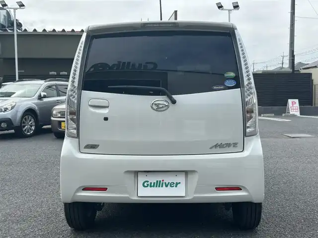 ダイハツ ムーヴ カスタム X SA 埼玉県 2013(平25)年 2.8万km パール ワンオーナー/純正ナビ/ワンセグＴＶ/バックカメラ/Bluetooth/ＣＤプレーヤー/横滑り防止装置/衝突被害軽減システム/スマートキー/スペアキー/エンジンスタートボタン/純正フロアマット/ミュージックプレーヤー接続