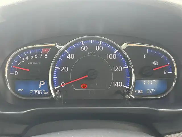 ダイハツ ムーヴ カスタム X SA 埼玉県 2013(平25)年 2.8万km パール ワンオーナー/純正ナビ/ワンセグＴＶ/バックカメラ/Bluetooth/ＣＤプレーヤー/横滑り防止装置/衝突被害軽減システム/スマートキー/スペアキー/エンジンスタートボタン/純正フロアマット/ミュージックプレーヤー接続