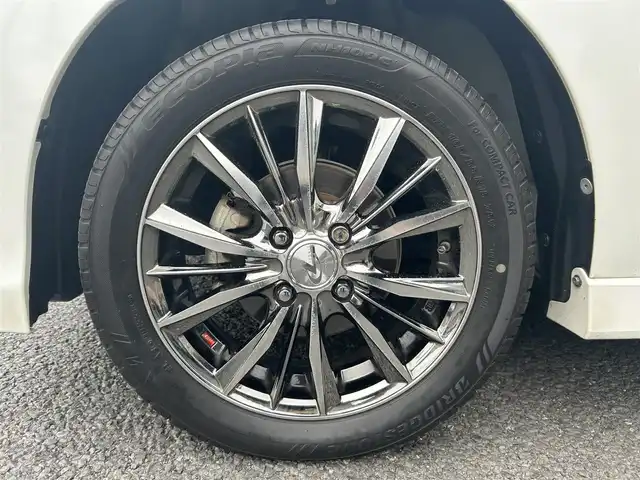 ダイハツ ムーヴ カスタム X SA 埼玉県 2013(平25)年 2.8万km パール ワンオーナー/純正ナビ/ワンセグＴＶ/バックカメラ/Bluetooth/ＣＤプレーヤー/横滑り防止装置/衝突被害軽減システム/スマートキー/スペアキー/エンジンスタートボタン/純正フロアマット/ミュージックプレーヤー接続
