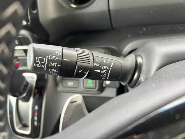 ホンダ Ｎ ＢＯＸ カスタム L ターボ 高知県 2022(令4)年 2.4万km クリスタルブラックパール 純正ナビ/　Bluetooth/フルセグ/　CD/DVD/AM/FM/ワンオーナー/ターボ/ホンダセンシング/バックカメラ/両側パワースライドドア/クルーズコントロール/LEDヘッドライト/純正15インチアルミホイール/純正フロアマット/プッシュスタート/スマートキー/コーナーセンサー/シートヒーター/ハーフレザーシート/ベンチシート/アイドリングストップ/MTモード付AT/TVキャンセラー/本革巻きステアリング/衝突被害軽減システム/オートマチックハイビーム/オートライト/横滑り防止装置/盗難防止装置