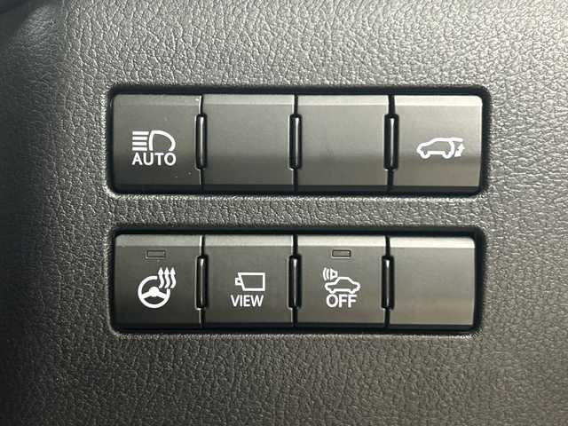レクサス ＮＸ 300h ブラックシークエンス 愛知県 2019(平31)年 6.1万km グラファイトブラックガラスフレーク ワンオーナー/禁煙車/純正10.25インチナビ/（AM/FM/CD/DVD/Bluetooth/フルセグTV/USB)/バックカメ/ムーンルーフ/レクサスセーフティシステム/・プリクラッシュセーフティ/・レーンキープアシスト/・レーダークルーズコントロール/・オートマチックハイビーム/・誤発進抑制機能/・クリアランスソナー/ETC2.0/ステアリングヒーター/シートヒーター/パワーシート/メモリシート/パドルシフト/スマートキー/スペアキー＆カードキー有/純正18インチアルミホイール/純正フロアマット/トノカバー/横滑り防止装置/LEDヘッドライト/フロントフォグライト