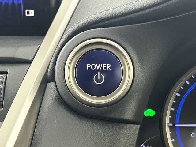 レクサス ＮＸ 300h ブラックシークエンス 愛知県 2019(平31)年 6.1万km グラファイトブラックガラスフレーク ワンオーナー/禁煙車/純正10.25インチナビ/（AM/FM/CD/DVD/Bluetooth/フルセグTV/USB)/バックカメ/ムーンルーフ/レクサスセーフティシステム/・プリクラッシュセーフティ/・レーンキープアシスト/・レーダークルーズコントロール/・オートマチックハイビーム/・誤発進抑制機能/・クリアランスソナー/ETC2.0/ステアリングヒーター/シートヒーター/パワーシート/メモリシート/パドルシフト/スマートキー/スペアキー＆カードキー有/純正18インチアルミホイール/純正フロアマット/トノカバー/横滑り防止装置/LEDヘッドライト/フロントフォグライト