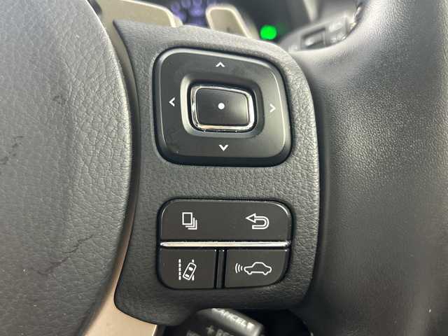 レクサス ＮＸ 300h ブラックシークエンス 愛知県 2019(平31)年 6.1万km グラファイトブラックガラスフレーク ワンオーナー/禁煙車/純正10.25インチナビ/（AM/FM/CD/DVD/Bluetooth/フルセグTV/USB)/バックカメ/ムーンルーフ/レクサスセーフティシステム/・プリクラッシュセーフティ/・レーンキープアシスト/・レーダークルーズコントロール/・オートマチックハイビーム/・誤発進抑制機能/・クリアランスソナー/ETC2.0/ステアリングヒーター/シートヒーター/パワーシート/メモリシート/パドルシフト/スマートキー/スペアキー＆カードキー有/純正18インチアルミホイール/純正フロアマット/トノカバー/横滑り防止装置/LEDヘッドライト/フロントフォグライト