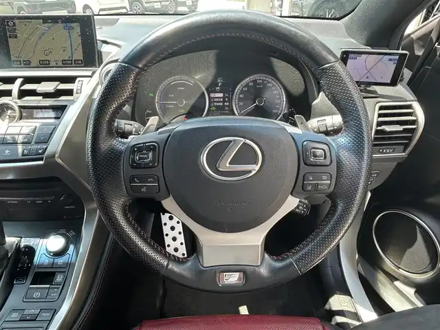 レクサス ＮＸ 300h Fスポーツ 和歌山県 2015(平27)年 9.8万km ソニッククォーツ 純正ナビ/フルセグTV/バックカメラ/（BT/USB）/WALDエアロパーツ/WALD２０インチアルミホイール/三眼LEDヘッドライト/プリクラッシュセーフティー/レーダークルーズコントロール/クリアランスソナー/車両接近通報装置/パワーシート/シートヒーター/シートエアベンチレーション/ステアリングヒーター/パワーバックドア/社外ドライブレコーダー/ビルトインETC/フォグランプ/オートライト/オートマチックハイビーム