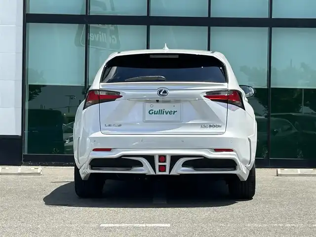 レクサス ＮＸ 300h Fスポーツ 和歌山県 2015(平27)年 9.8万km ソニッククォーツ 純正ナビ/フルセグTV/バックカメラ/（BT/USB）/WALDエアロパーツ/WALD２０インチアルミホイール/三眼LEDヘッドライト/プリクラッシュセーフティー/レーダークルーズコントロール/クリアランスソナー/車両接近通報装置/パワーシート/シートヒーター/シートエアベンチレーション/ステアリングヒーター/パワーバックドア/社外ドライブレコーダー/ビルトインETC/フォグランプ/オートライト/オートマチックハイビーム