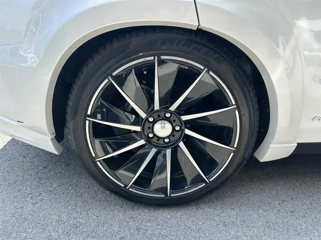 レクサス ＮＸ 300h Fスポーツ 和歌山県 2015(平27)年 9.8万km ソニッククォーツ 純正ナビ/フルセグTV/バックカメラ/（BT/USB）/WALDエアロパーツ/WALD２０インチアルミホイール/三眼LEDヘッドライト/プリクラッシュセーフティー/レーダークルーズコントロール/クリアランスソナー/車両接近通報装置/パワーシート/シートヒーター/シートエアベンチレーション/ステアリングヒーター/パワーバックドア/社外ドライブレコーダー/ビルトインETC/フォグランプ/オートライト/オートマチックハイビーム