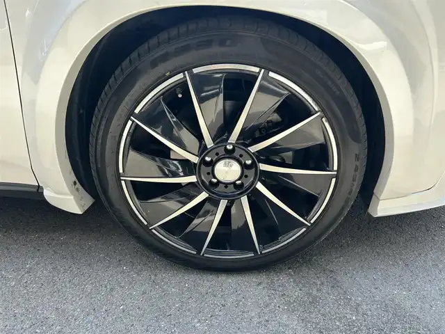 レクサス ＮＸ 300h Fスポーツ 和歌山県 2015(平27)年 9.8万km ソニッククォーツ 純正ナビ/フルセグTV/バックカメラ/（BT/USB）/WALDエアロパーツ/WALD２０インチアルミホイール/三眼LEDヘッドライト/プリクラッシュセーフティー/レーダークルーズコントロール/クリアランスソナー/車両接近通報装置/パワーシート/シートヒーター/シートエアベンチレーション/ステアリングヒーター/パワーバックドア/社外ドライブレコーダー/ビルトインETC/フォグランプ/オートライト/オートマチックハイビーム
