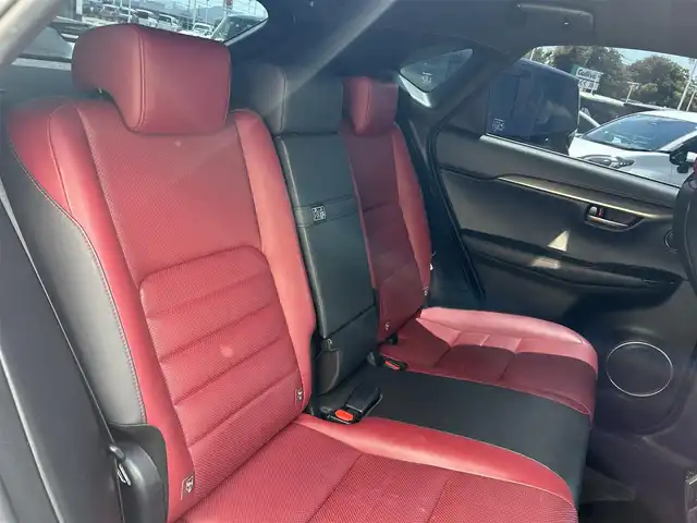 レクサス ＮＸ 300h Fスポーツ 和歌山県 2015(平27)年 9.8万km ソニッククォーツ 純正ナビ/フルセグTV/バックカメラ/（BT/USB）/WALDエアロパーツ/WALD２０インチアルミホイール/三眼LEDヘッドライト/プリクラッシュセーフティー/レーダークルーズコントロール/クリアランスソナー/車両接近通報装置/パワーシート/シートヒーター/シートエアベンチレーション/ステアリングヒーター/パワーバックドア/社外ドライブレコーダー/ビルトインETC/フォグランプ/オートライト/オートマチックハイビーム