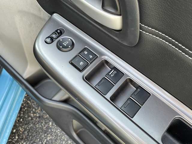 ホンダ フリード ハイブリット G ホンダセンシング 新潟県 2016(平28)年 5.2万km ブルーホライゾンM 社外メモリナビ/（BT／AM／FM／DVD）/バックカメラ/フルセグTV/ステアリングスイッチ/片側電動自動ドア（左）/ビルトインETC/クルーズコントロール/衝突軽減システム/レーンキープアシスト/LEDヘッドライト/オートライト/ドアバイザー/シガーソケット/スマートキー