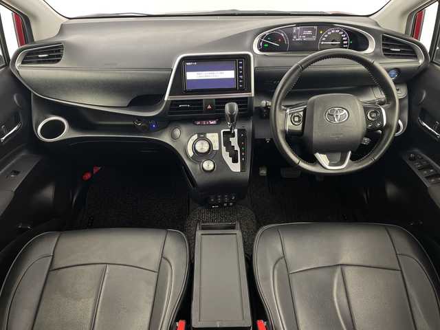 トヨタ シエンタ ハイブリッド ファンベースG セーフティED 茨城県 2020(令2)年 2.1万km センシュアルレッドマイカ 禁煙車 純正ナビ（NSZT-W68T） ビルドインETC トヨタセーフティ 前後ドラレコ 両側パワースライドドア 全方位カメラAC100V　前席シートヒーター ハンドルヒーター クルーズコントロール LEDヘッドライト 革調シートカバー（ｃlazzio) 前後クリアランスソナー