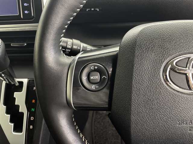 トヨタ シエンタ ハイブリッド ファンベースG セーフティED 茨城県 2020(令2)年 2.1万km センシュアルレッドマイカ 禁煙車 純正ナビ（NSZT-W68T） ビルドインETC トヨタセーフティ 前後ドラレコ 両側パワースライドドア 全方位カメラAC100V　前席シートヒーター ハンドルヒーター クルーズコントロール LEDヘッドライト 革調シートカバー（ｃlazzio) 前後クリアランスソナー