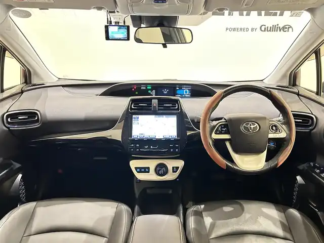 トヨタ プリウス S ツーリングセレクション 福岡県 2016(平28)年 4.9万km エモーショナルレッド 黒合皮　/純正ナビ／ＴＶ　/Ｂカメラ　/Ｂｌｕｅｔｏｏｔｈ　/クルーズコントロール　/シートヒーター　/オートライト　/純正１７インチＡＷ　/ＥＴＣ　/スマートキー