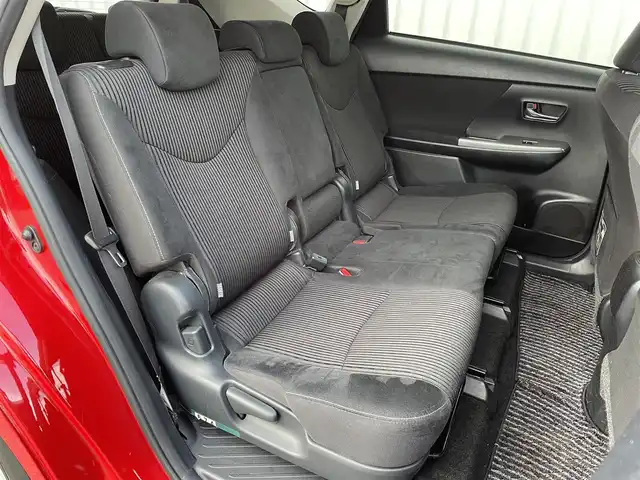 トヨタ プリウス α S チューンブラック 福岡県 2016(平28)年 7.8万km スーパーレッドⅤ 純正ナビ（ＮＳＺＡ－Ｘ６４Ｔ）/フルセグTV/CD/DVD/BT/SD/AM/FM/バックカメラ/ＬＥＤオートライト/フォグランプ/ステアリングリモコン/ビルトインＥＴＣ/スマートキー/プッシュスタート/電格ミラー/オートエアコン