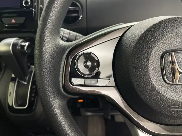 ホンダ Ｎ ＢＯＸ カスタム G L ホンダセンシング 鹿児島県 2018(平30)年 5.4万km ルナシルバーM 純正8インチナビ/（FM/AM/Bluetooth/CD/DVD/TV/USB）/ホンダセンシング/ETC/ACC/両側パワースライドドア/純正14インチAW/純正フロアマット/オートライト/ドライブレコーダー/スマートキー/バックカメラ/LEDヘッドライト