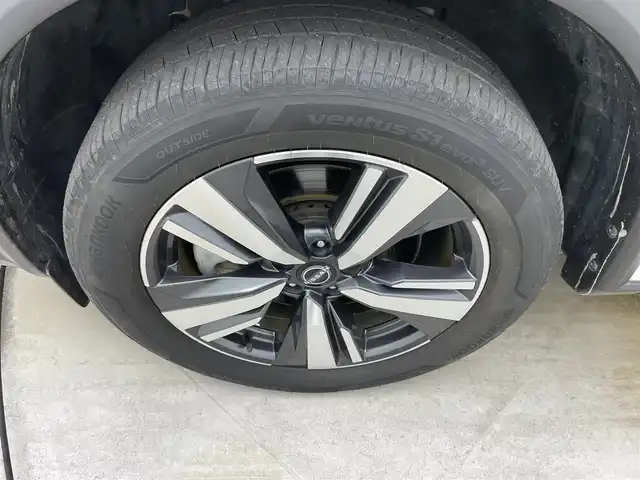 日産 エクストレイル G e－4ORCE 岡山県 2023(令5)年 2.3万km ブリリアントホワイトパール 12.3インチナビ/地デジ/Bluetooth/USB/AppleCarPlay/アラウンドビューモニター/レザーシート/シートヒーター /ビルトインETC2.0/プロパイロット /置くだけ充電/ヘッドアップディスプレイ/ブラインドスポットモニター/パワーシート /パワーバックドア /エマージェンシーブレーキ/プッシュスタート /スマートキー/パーキングアシスト/AC100V電源/インテリジェントルームミラー/純正フロアマット/純正19インチアルミホイール/新車保証書