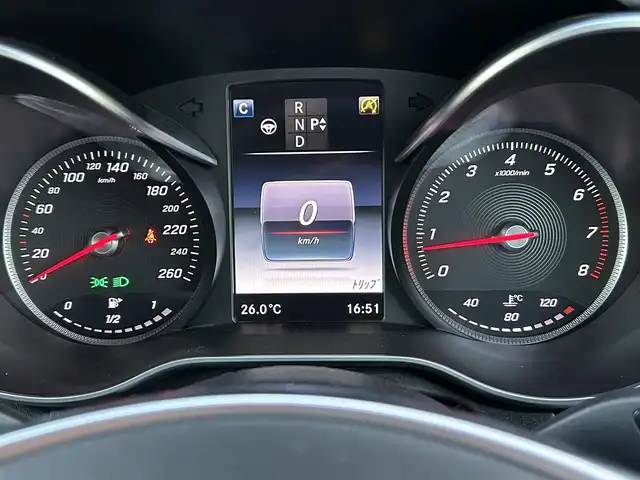 メルセデス・ベンツ Ｃ２００ アバンギャルド AMGライン 宮崎県 2016(平28)年 1.7万km ダイヤモンドホワイト 純正ナビ/・フルセグTV・CD・DVD・BT・USB/バックカメラ/レザーシート/レーダークルーズコントロール/BASプラス/PRE-SAFE/アクティブレーンキープアシスト/アクティブブラインドスポットアシスト/リアＣＰＡ/ディストロニック・プラス/パワーシート/シートヒーター/LEDヘッドライト/オートライト/アンビエントライト/純正フロアマット/純正18インチAMGアルミホイール/ETC2.0