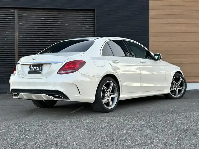 メルセデス・ベンツ Ｃ２００ アバンギャルド AMGライン 宮崎県 2016(平28)年 1.7万km ダイヤモンドホワイト 純正ナビ/・フルセグTV・CD・DVD・BT・USB/バックカメラ/レザーシート/レーダークルーズコントロール/BASプラス/PRE-SAFE/アクティブレーンキープアシスト/アクティブブラインドスポットアシスト/リアＣＰＡ/ディストロニック・プラス/パワーシート/シートヒーター/LEDヘッドライト/オートライト/アンビエントライト/純正フロアマット/純正18インチAMGアルミホイール/ETC2.0
