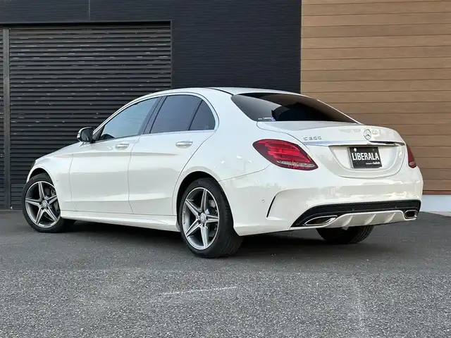 メルセデス・ベンツ Ｃ２００ アバンギャルド AMGライン 宮崎県 2016(平28)年 1.7万km ダイヤモンドホワイト 純正ナビ/・フルセグTV・CD・DVD・BT・USB/バックカメラ/レザーシート/レーダークルーズコントロール/BASプラス/PRE-SAFE/アクティブレーンキープアシスト/アクティブブラインドスポットアシスト/リアＣＰＡ/ディストロニック・プラス/パワーシート/シートヒーター/LEDヘッドライト/オートライト/アンビエントライト/純正フロアマット/純正18インチAMGアルミホイール/ETC2.0