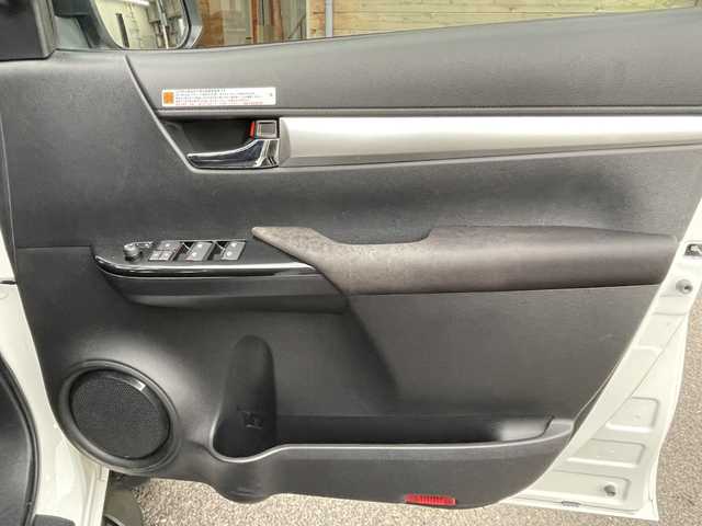 トヨタ ハイラックス Z 福島県 2021(令3)年 3.9万km スーパーホワイトⅡ 衝突被害軽減ブレーキ/レーンキープアシスト/レーダークルーズコントロール/リヤデフロック/LEDヘッドライト/オートライト/純正アルミホイール/純正フロアマット/アルパインナビ（CD・DVD・BT・TV）/バックカメラ/ハードトノカバー