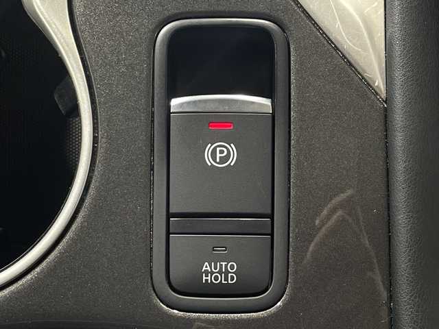 日産 スカイライン ハイブリッド GT タイプP 神奈川県 2020(令2)年 6.7万km スーパーブラック 純正HDDツインディスプレイナビ(8インチワイド＆7インチワイド）/プロパイロット2.0/アラウンドビューモニター/LEDヘッドライト/シートヒーター/ETC2.0/ドライブレコーダー/スマートキー/追従式クルーズコントロール/純正18インチAW/スマートキー/衝突被害軽減システム/車線逸脱警報/レザーシート/横滑り防止装置/ヘッドアップディスプレイ/アイドリングストップ/オートライト/ウィンカーミラー/電動格納ミラー/プッシュスタート/フロアマット/取扱説明書/保証書