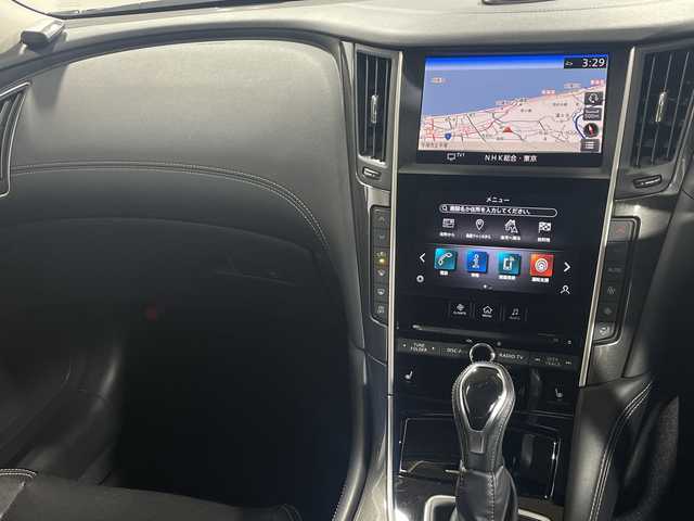 日産 スカイライン ハイブリッド GT タイプP 神奈川県 2020(令2)年 6.7万km スーパーブラック 純正HDDツインディスプレイナビ(8インチワイド＆7インチワイド）/プロパイロット2.0/アラウンドビューモニター/LEDヘッドライト/シートヒーター/ETC2.0/ドライブレコーダー/スマートキー/追従式クルーズコントロール/純正18インチAW/スマートキー/衝突被害軽減システム/車線逸脱警報/レザーシート/横滑り防止装置/ヘッドアップディスプレイ/アイドリングストップ/オートライト/ウィンカーミラー/電動格納ミラー/プッシュスタート/フロアマット/取扱説明書/保証書