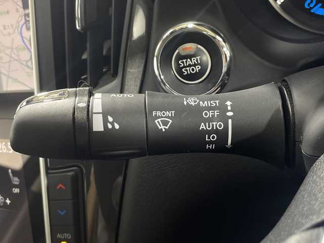 日産 スカイライン ハイブリッド GT タイプP 神奈川県 2020(令2)年 6.7万km スーパーブラック 純正HDDツインディスプレイナビ(8インチワイド＆7インチワイド）/プロパイロット2.0/アラウンドビューモニター/LEDヘッドライト/シートヒーター/ETC2.0/ドライブレコーダー/スマートキー/追従式クルーズコントロール/純正18インチAW/スマートキー/衝突被害軽減システム/車線逸脱警報/レザーシート/横滑り防止装置/ヘッドアップディスプレイ/アイドリングストップ/オートライト/ウィンカーミラー/電動格納ミラー/プッシュスタート/フロアマット/取扱説明書/保証書