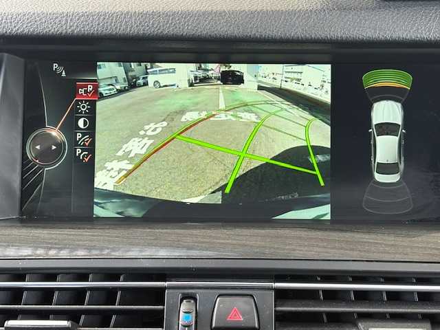 ＢＭＷ ５２３ｉ イノベーター 愛知県 2014(平26)年 10.6万km サファイアブラックP /禁煙車//純正ナビ//地デジTV//AM・FM・CD・DVD・Bluetooth//バックカメラ//ETC//ドライブレコーダー//プッシュスタート//クルーズコントロール//コーナーセンサー//クリアランスソナー//ブレーキアシスト//パワーシート//ヒートシーター//盗難防止システム//ステアリングチルト機構//本革巻きステア//横滑り防止システム//オートマチックホールド//保証書//取扱説明書//記録簿