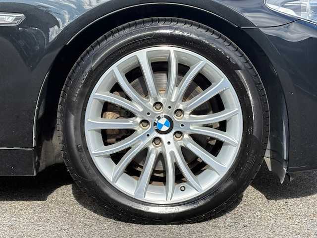 ＢＭＷ ５２３ｉ イノベーター 愛知県 2014(平26)年 10.6万km サファイアブラックP /禁煙車//純正ナビ//地デジTV//AM・FM・CD・DVD・Bluetooth//バックカメラ//ETC//ドライブレコーダー//プッシュスタート//クルーズコントロール//コーナーセンサー//クリアランスソナー//ブレーキアシスト//パワーシート//ヒートシーター//盗難防止システム//ステアリングチルト機構//本革巻きステア//横滑り防止システム//オートマチックホールド//保証書//取扱説明書//記録簿