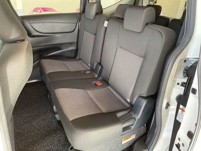 トヨタ シエンタ G セーフティエディション 埼玉県 2020(令2)年 1.1万km ホワイトパールクリスタルシャイン トヨタセーフティセンス/ディスプレイオーディオ/　　CD/DVD/BT/USB/全方位カメラ/両側パワースライドドア/シートヒーター/ステアリングヒーター/コーナーセンサー/スマートキー