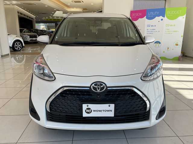 トヨタ シエンタ G セーフティエディション 埼玉県 2020(令2)年 1.1万km ホワイトパールクリスタルシャイン トヨタセーフティセンス/ディスプレイオーディオ/　　CD/DVD/BT/USB/全方位カメラ/両側パワースライドドア/シートヒーター/ステアリングヒーター/コーナーセンサー/スマートキー