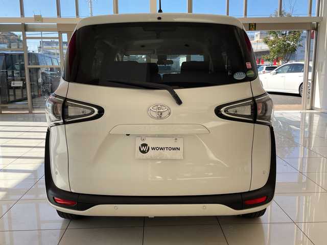 トヨタ シエンタ G セーフティエディション 埼玉県 2020(令2)年 1.1万km ホワイトパールクリスタルシャイン トヨタセーフティセンス/ディスプレイオーディオ/　　CD/DVD/BT/USB/全方位カメラ/両側パワースライドドア/シートヒーター/ステアリングヒーター/コーナーセンサー/スマートキー