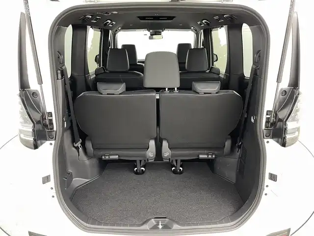 トヨタ ヴォクシー ハイブリッド S－Z 福島県 2024(令6)年 2.7万km ホワイトパールクリスタルシャイン セーフティセンス　/・プリクラッシュセーフティ　/・レーンディパーチャーアラート　/・レーントレーシングアシスト/・アダプティブハイビームシステム/・レーダークルーズコントロール　/・ロードサインアシスト/・ドライバー異常時対応システム/・プロアクティブドライビングアシスト/純正ナビゲーション/・Bluetooth/TV/CD/DVD/USB AM・FM/HDMI/applecarplay/androidauto/・バックカメラ/・ETC/ドライブレコーダー/両側パワースライドドア/革巻きステアリング/・ステアリングスイッチ/ハーフレザーシート/・シートヒーター/純正フロアマット/プッシュスタート/・スマートキー/ドアバイザー/電装格納ウィンカーミラー/電子パーキング/・オートホールド