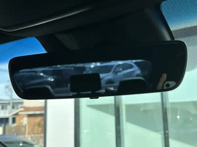 トヨタ クラウン ハイブリッド RS 和歌山県 2021(令3)年 4.4万km プレシャスホワイトパール 純正メーカーナビ/バックカメラ/フルセグTV/プリクラッシュセーフティー/レーダークルーズコントロール/ブラインドスポットモニター/クリアランスソナー/純正アルミホイール/純正フロアマット/ハーフレザーシート/ビルトインETC/パワーシート/シートヒーター/LEDヘッドライト/フォグランプ/オートライト/オートマチックハイビーム