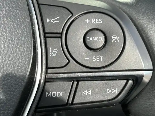 トヨタ クラウン ハイブリッド RS 和歌山県 2021(令3)年 4.4万km プレシャスホワイトパール 純正メーカーナビ/バックカメラ/フルセグTV/プリクラッシュセーフティー/レーダークルーズコントロール/ブラインドスポットモニター/クリアランスソナー/純正アルミホイール/純正フロアマット/ハーフレザーシート/ビルトインETC/パワーシート/シートヒーター/LEDヘッドライト/フォグランプ/オートライト/オートマチックハイビーム